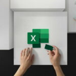 Microsoft Office Excel icon as green notes